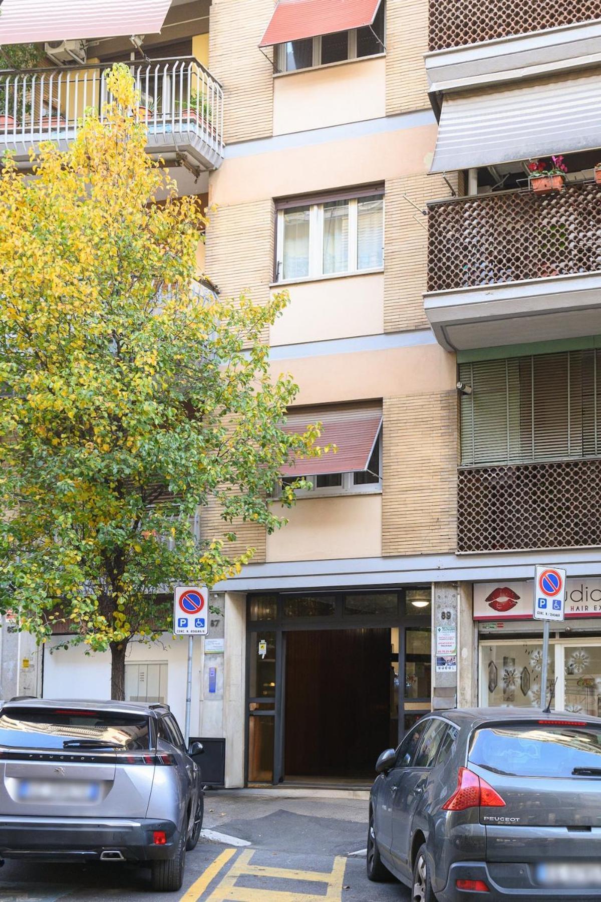 Banksy Inspired - Colli Albani Apartamento Roma